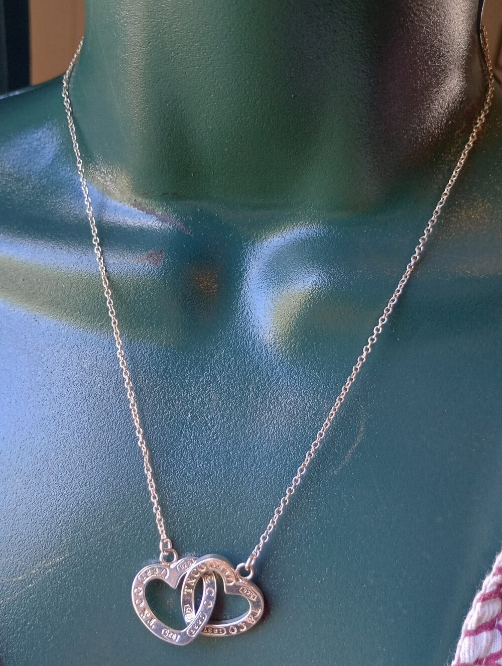 925 Sterling Silver Interlocking Hearts Reversible Necklace